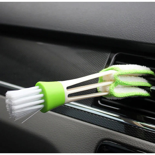 Car Interior Dust Brush – Multi-Purpose Cleaner